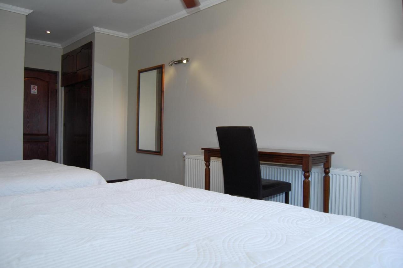 Hotel Econohotel Los Ángeles Екстериор снимка